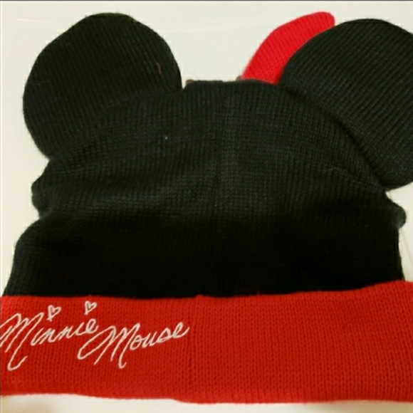 Minnie Mouse Knit Hat - Picture 2 of 4